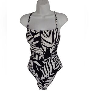 Tummy Toner Women’s One-Piece Swimsuit Black & White Print (Size Medium)
